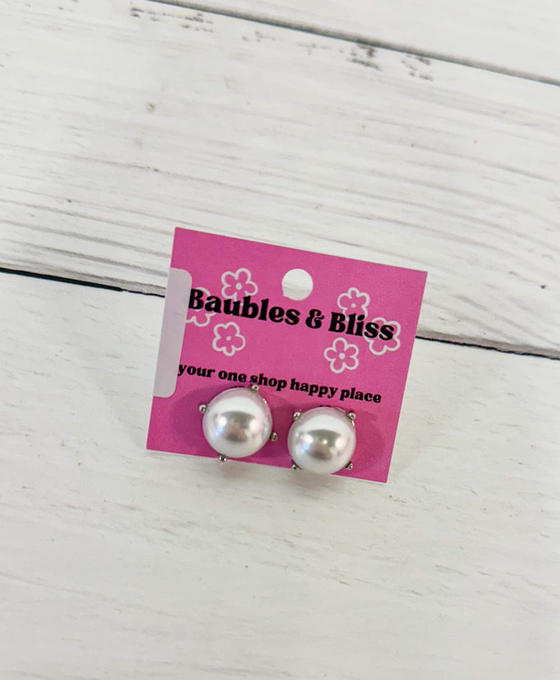 Classic Silver Outline Pearl Stud Earrings