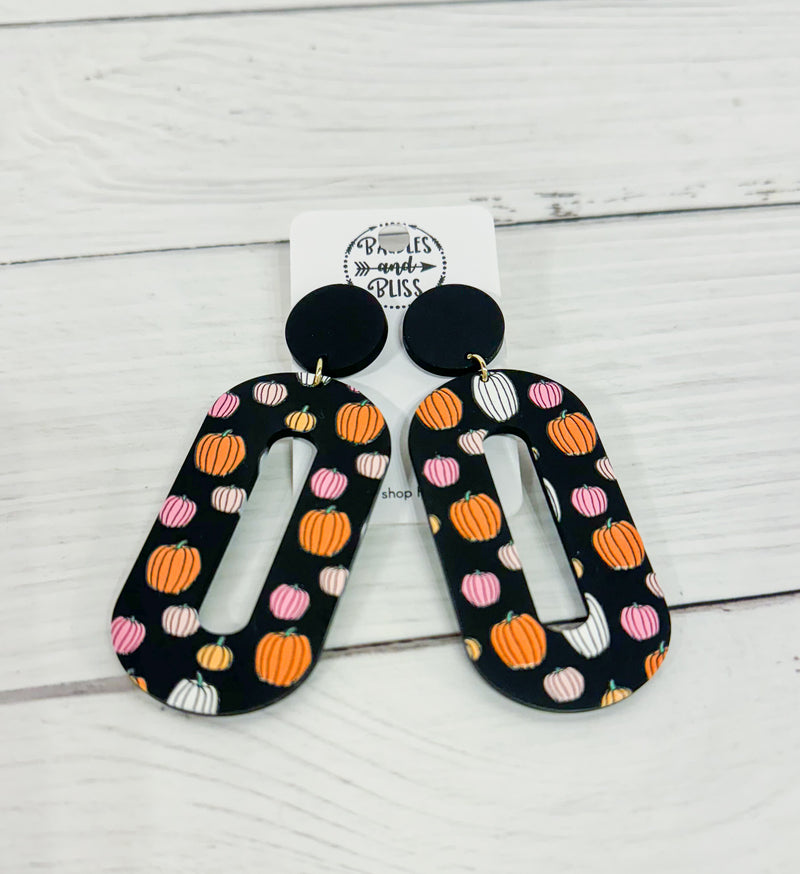 Hello Gourd-geous Pumpkin Black Earrings