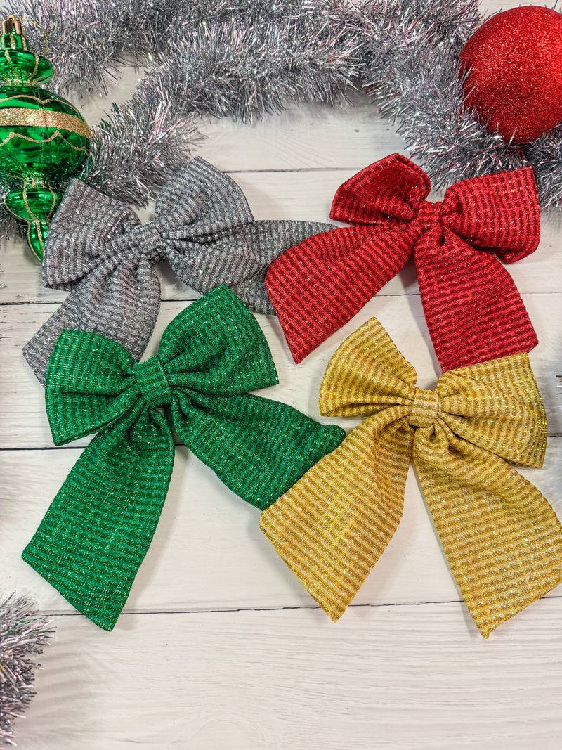 Holiday Ready Bow Hair Clip