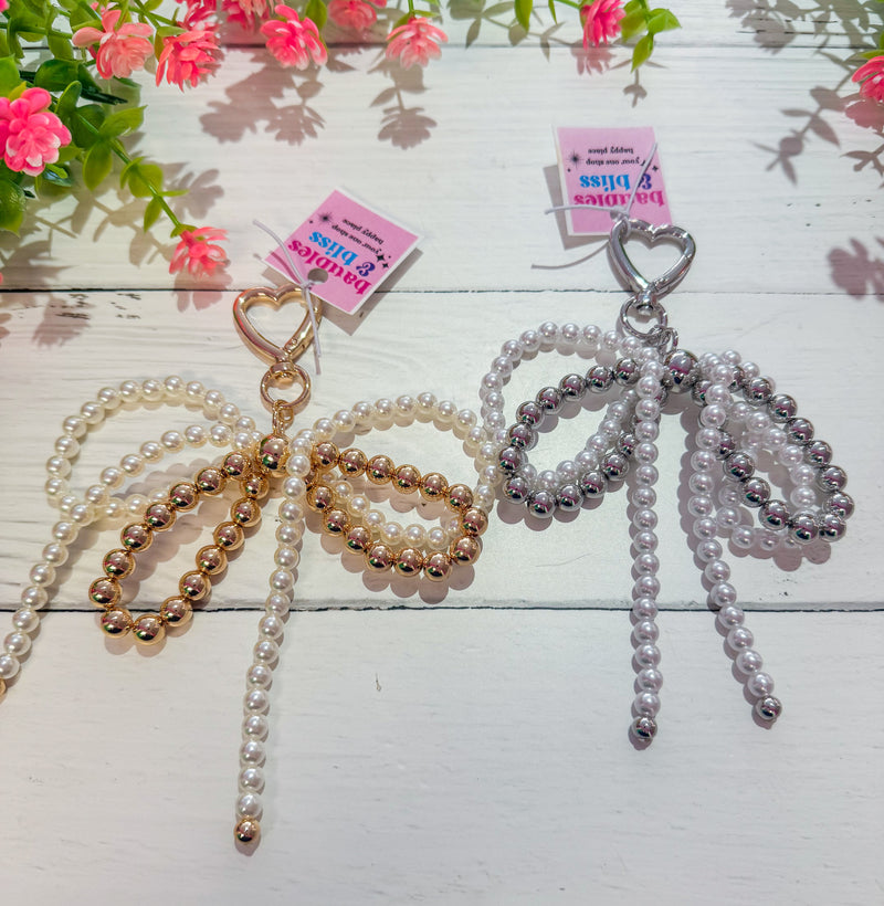 Pearl Girl Bow Keychain Clip