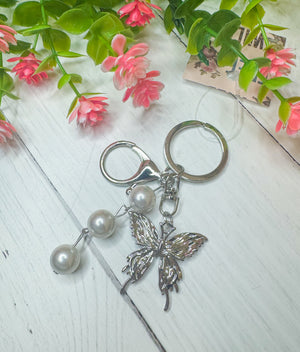 Beautiful Butterfly 3 Pearl Silver Keychain