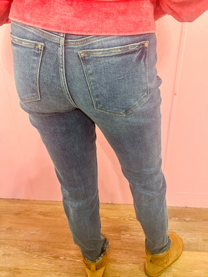 Jenna - Mid Rise Vintage Wash Cuffed Boyfriend Judy Blue Jeans