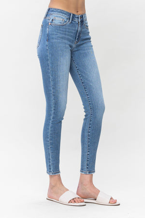 Macy - Mid Rise Vintage Wash Skinny Judy Blue Jeans